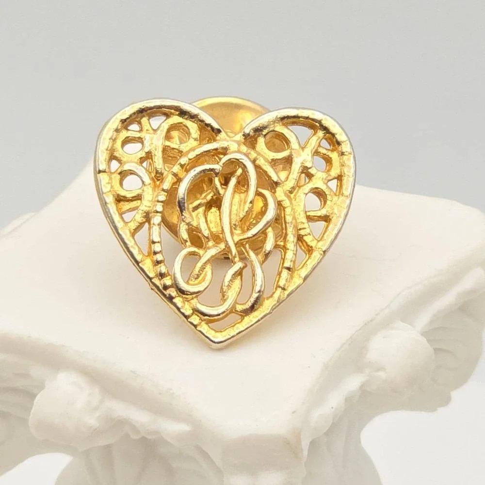 Vtg Monogram Heart Pin Brooch Initial L Or R Filigree Gold Plate .75